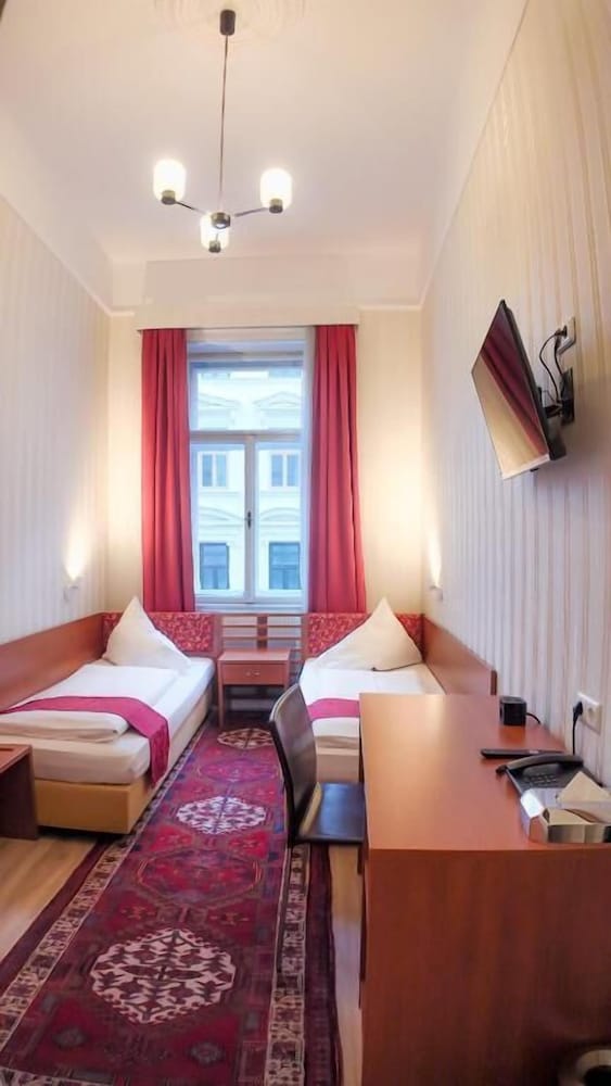 Фото Hotel Pension Andreas