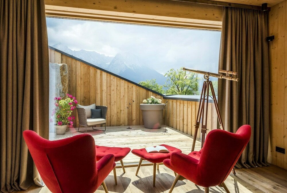 Фото Werdenfelserei