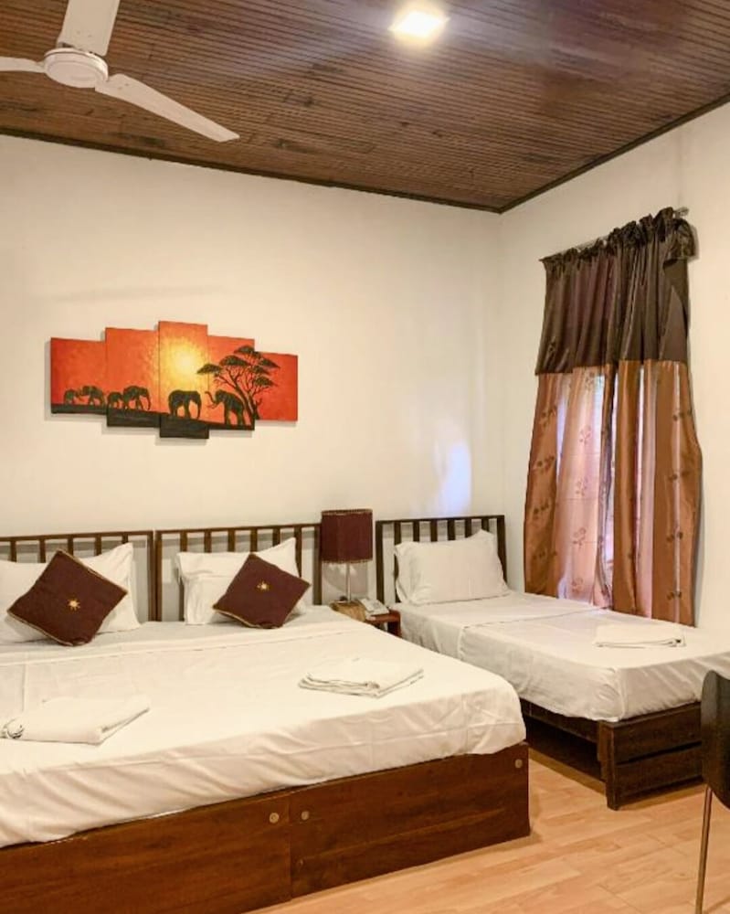Фото Pavana Hotel
