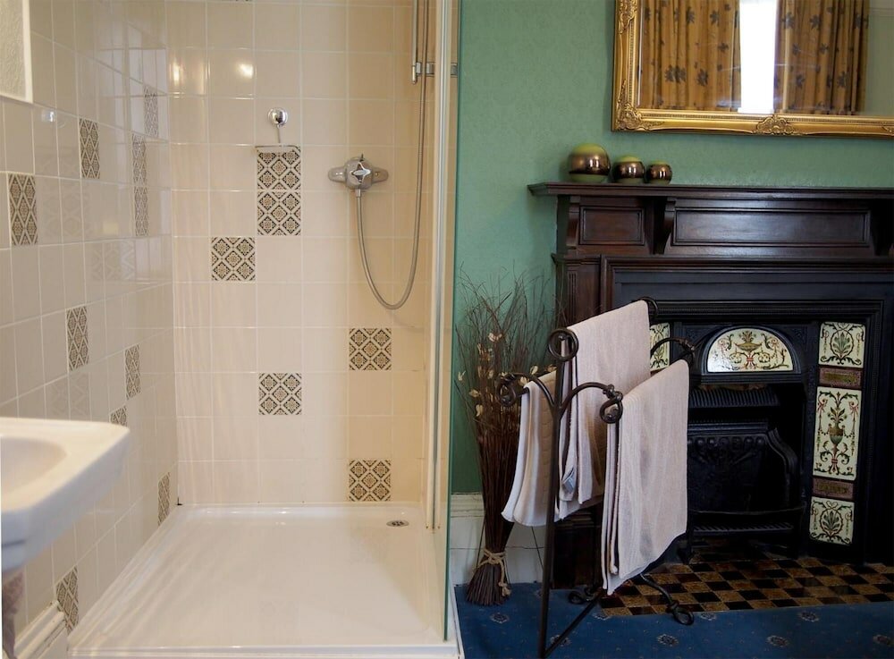 Фото The Coach House Canterbury