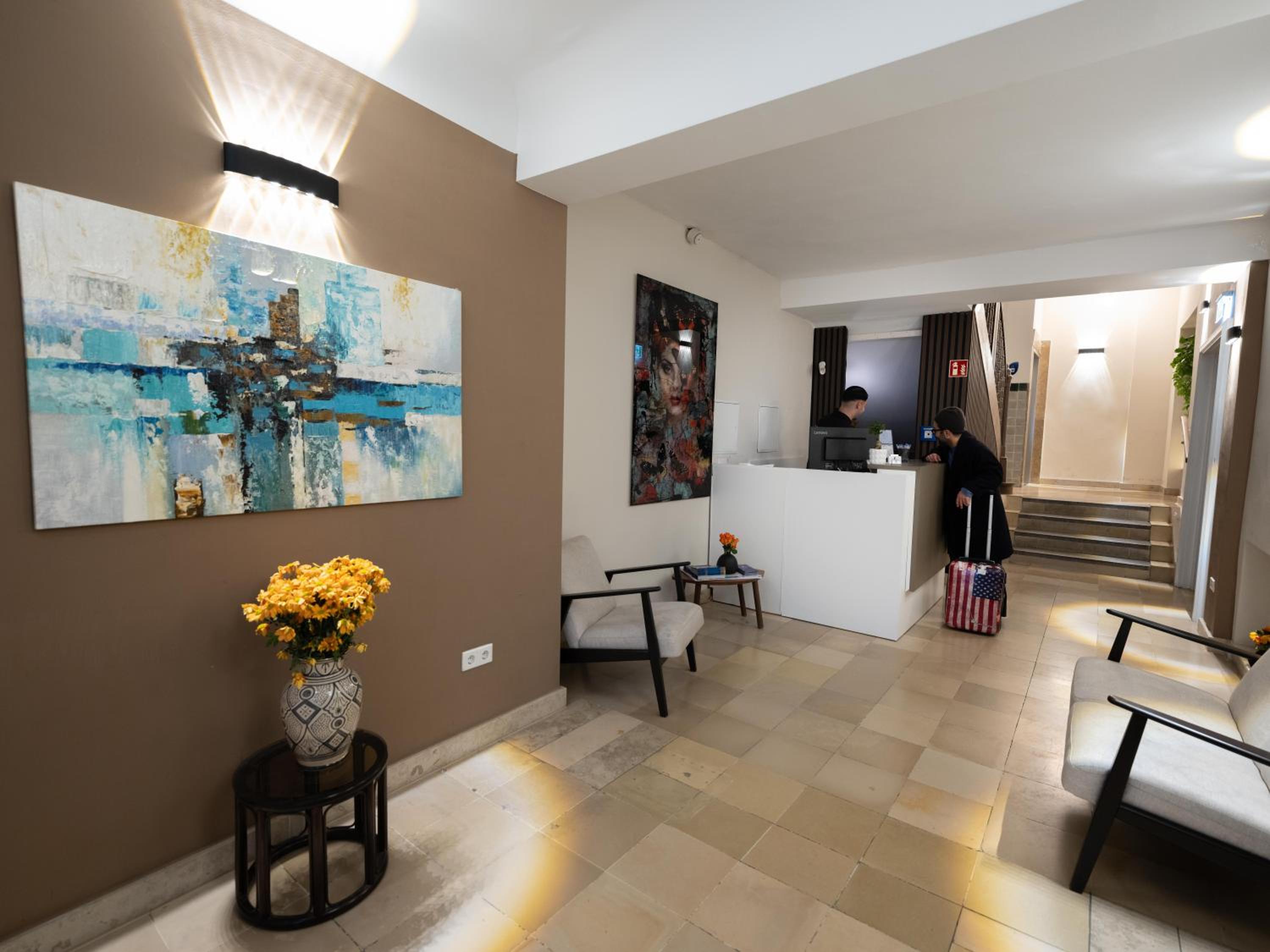 Фото Smart Stay Hotel Station