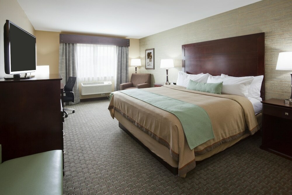 Фото Grandstay Hotel And Suites Morris