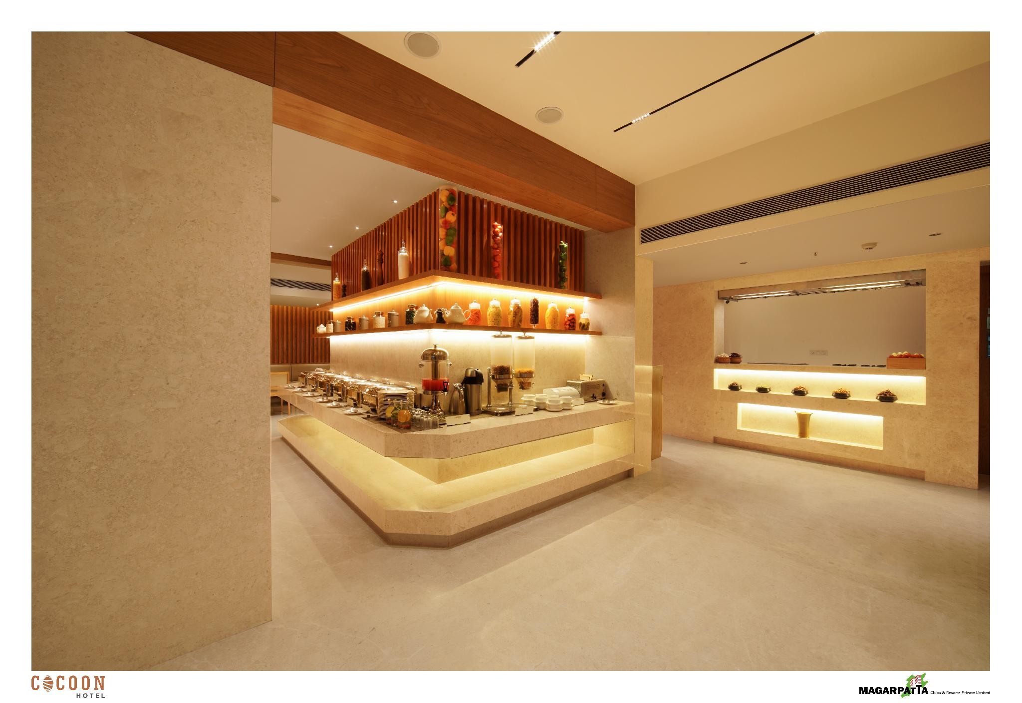 Фото Cocoon Hotel
