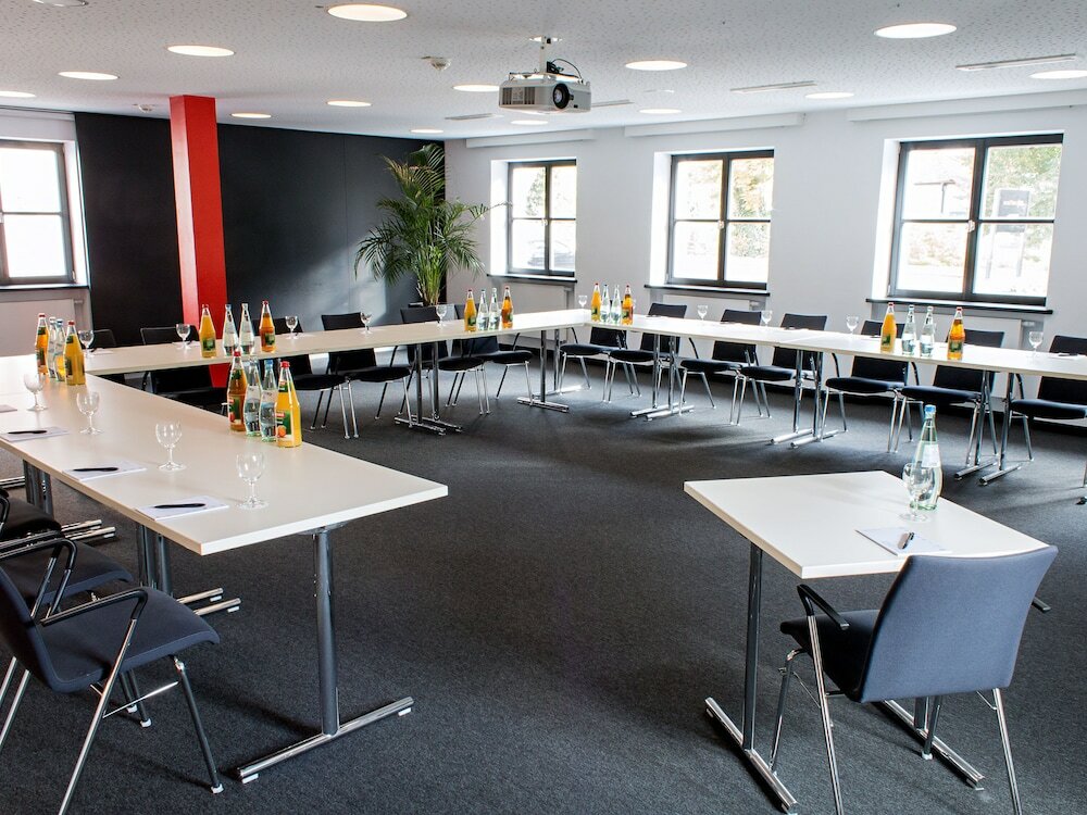 Фото Dormero Hotel Kelheim