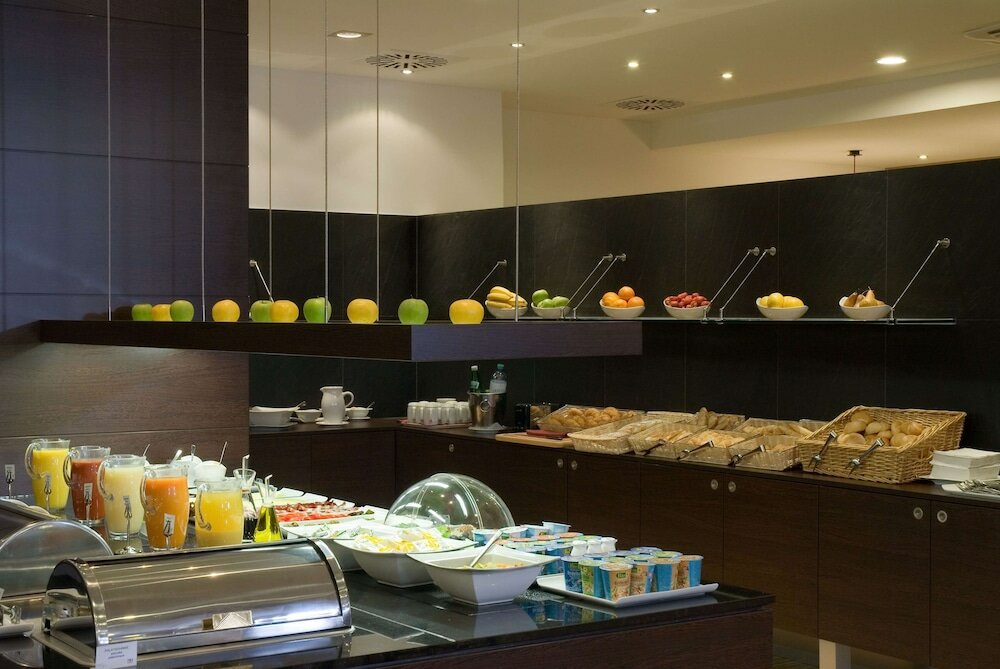 Фото Nh Wien City