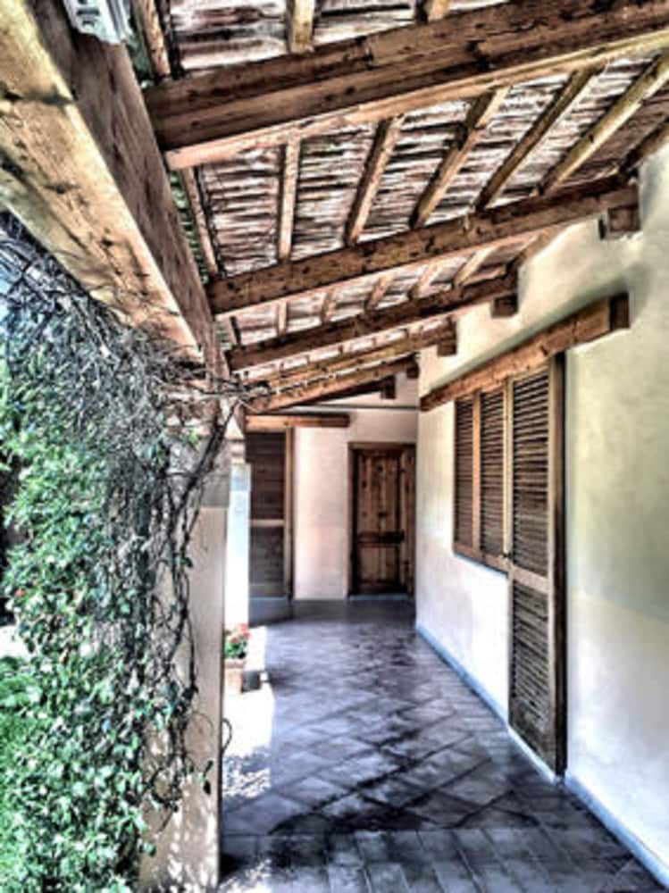 Фото Montebelli Agriturismo & Country Hotel