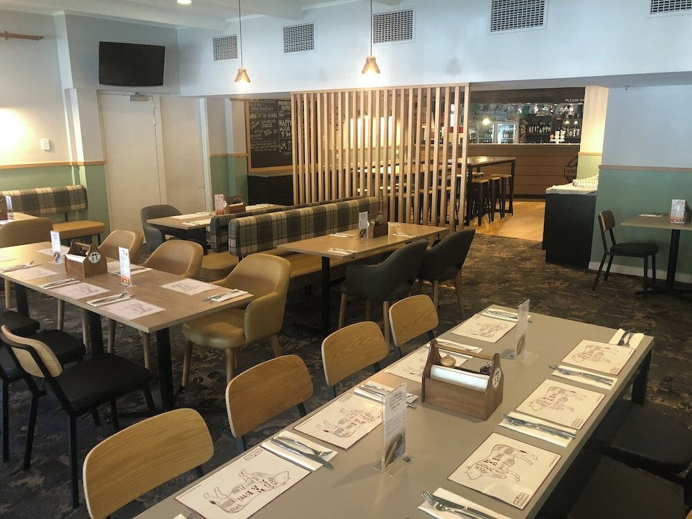 Фото Adelaide Royal Coach