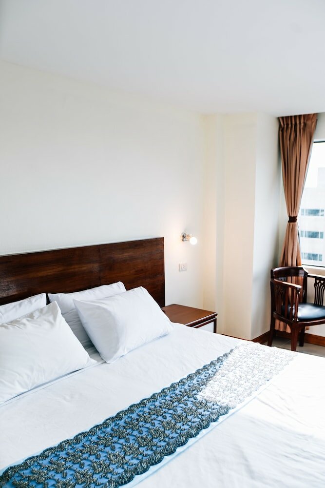 Фото Sinkiat Thani Hotel