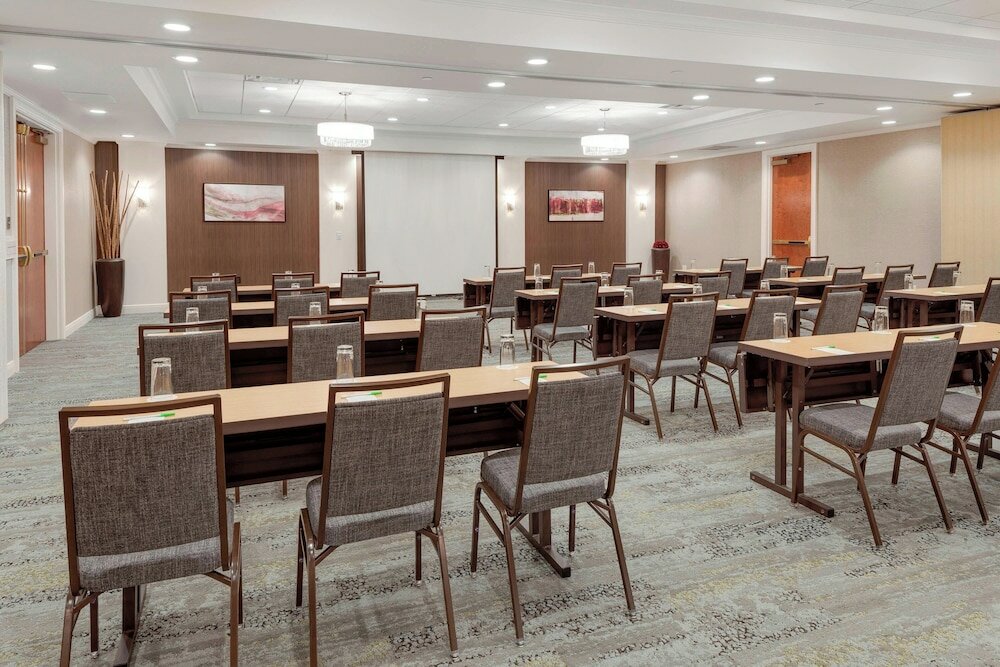 Фото Courtyard by Marriott in Portsmouth