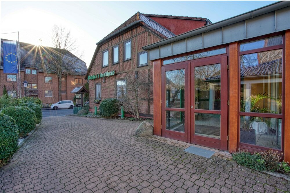 Фото Hotel Kischers Landhaus