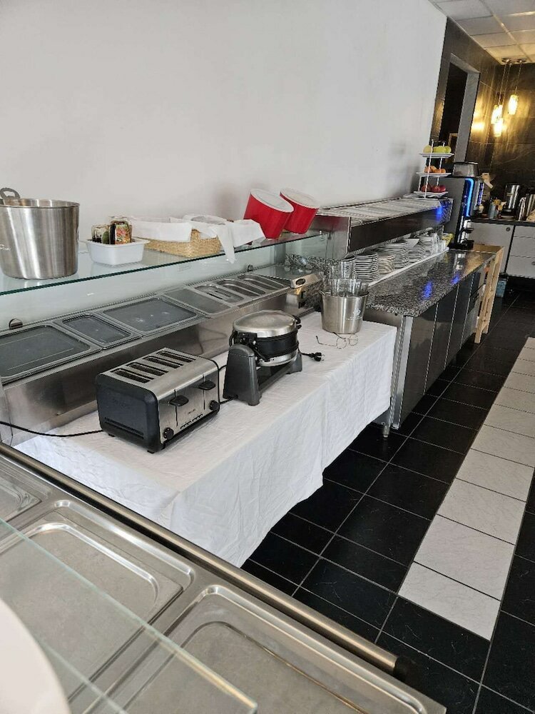 Фото 101 Guesthouse