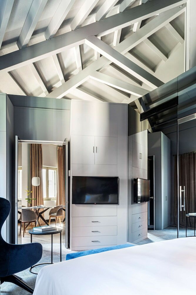 Фото Radisson Blu Hotel, Madrid Prado