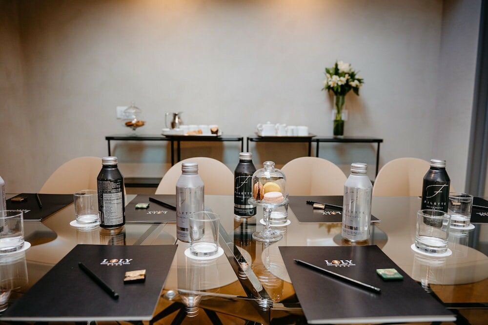 Фото Loly Boutique Hotel