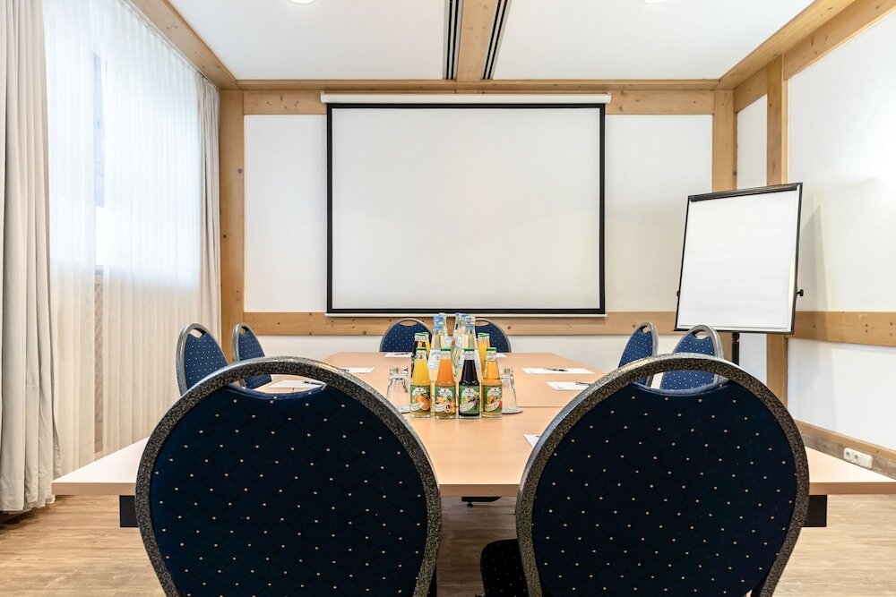 Фото Hotel Sauerlacher Post