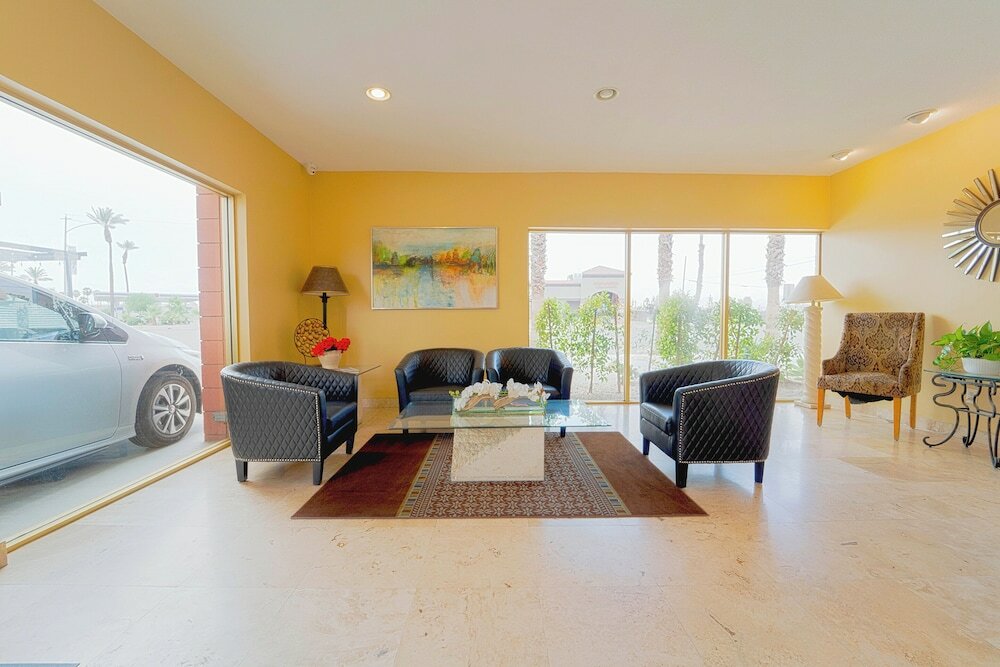 Фото Royal Plaza Inn