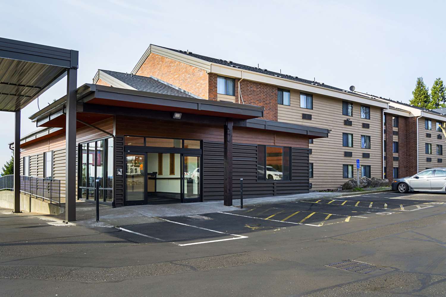 Фото Quality Inn & Suites Clackamas Portland