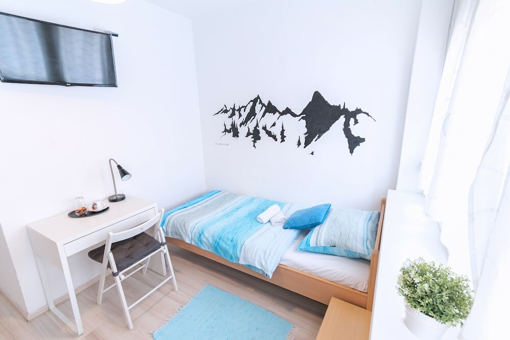 Фото The Dots Hostel