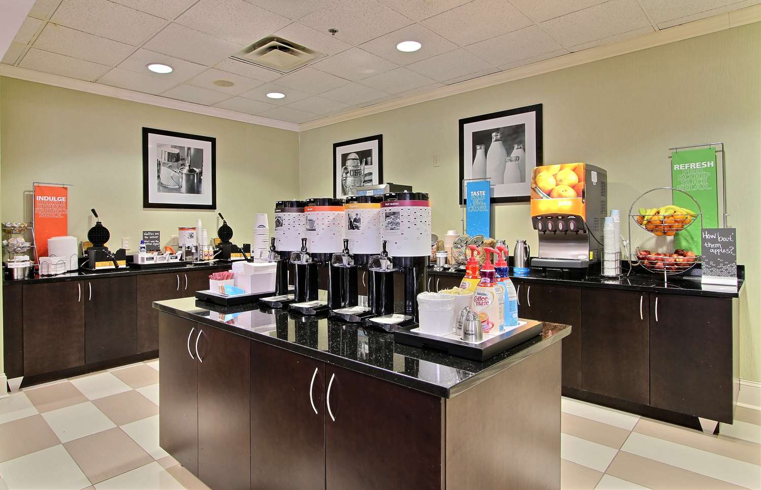 Фото Hampton Inn Savannah-I-95/Richmond Hill