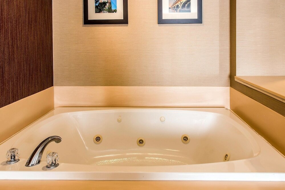 Фото Comfort Inn Chelsea