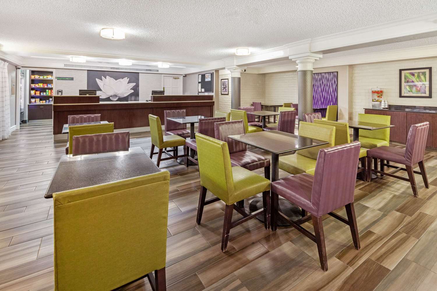 Фото La Quinta Inn by Wyndham Ventura