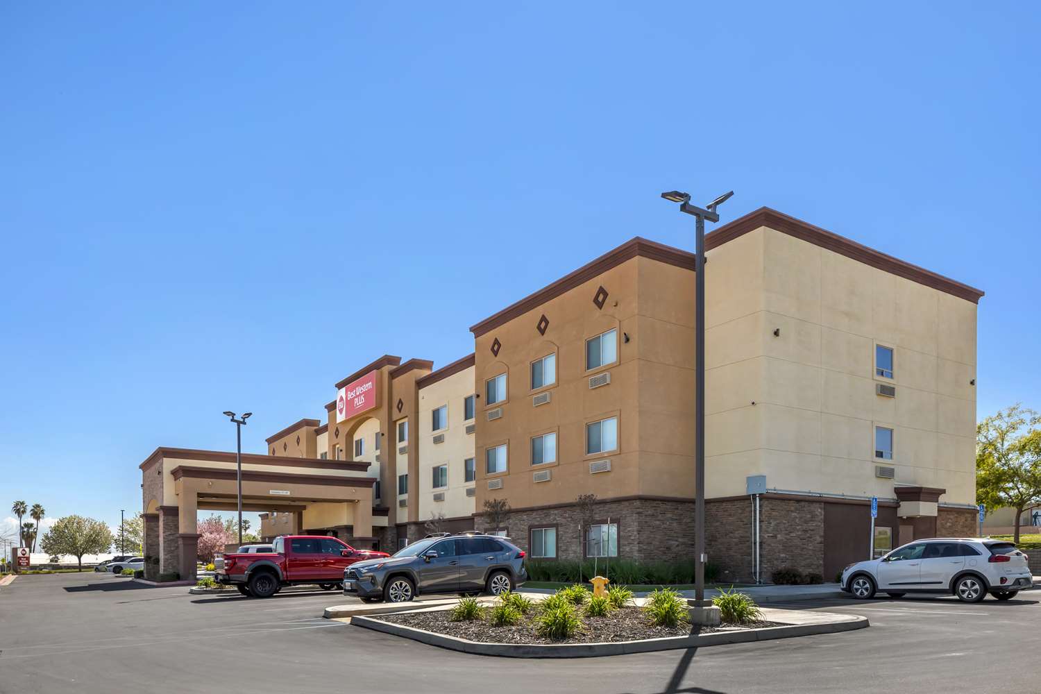 Фото Best Western Plus Taft Inn