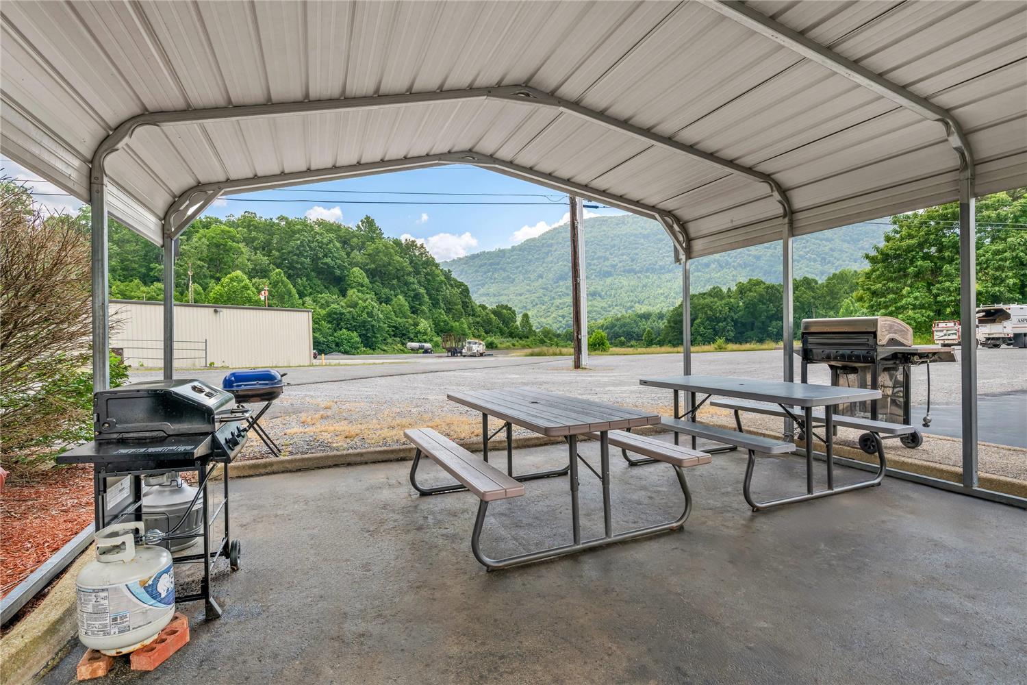 Фото Quality Inn & Suites