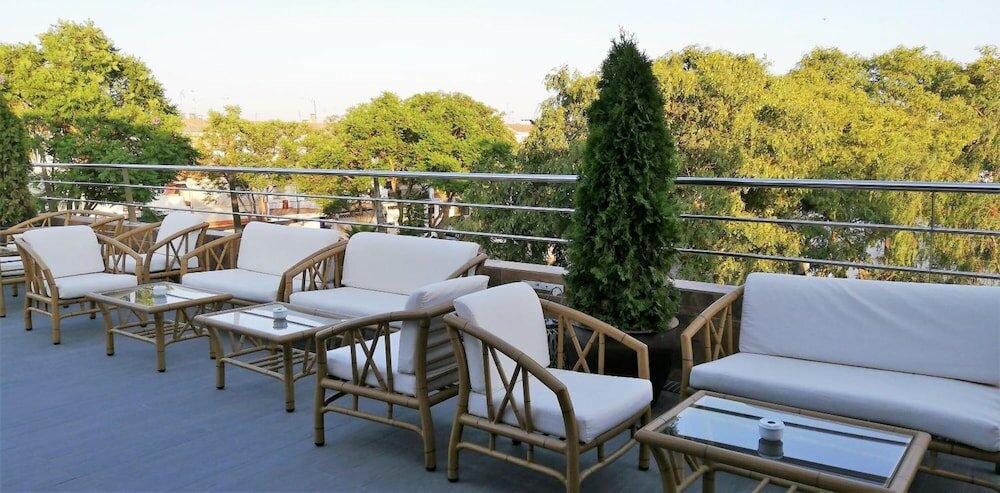 Фото Lb Lebrija Hotel