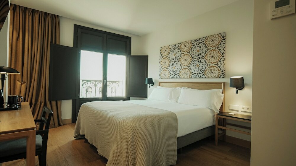 Фото Hotel Estepona Plaza