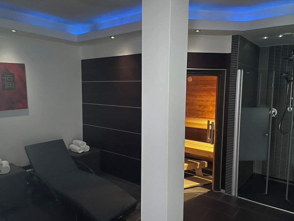 Фото Central Hotel