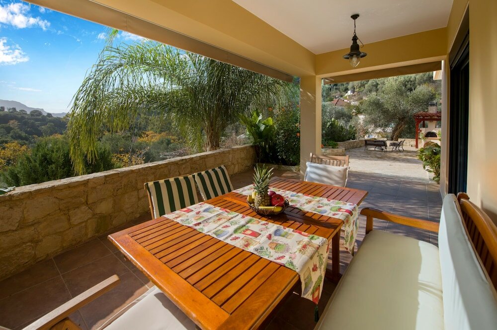 Фото Serenity River Villa