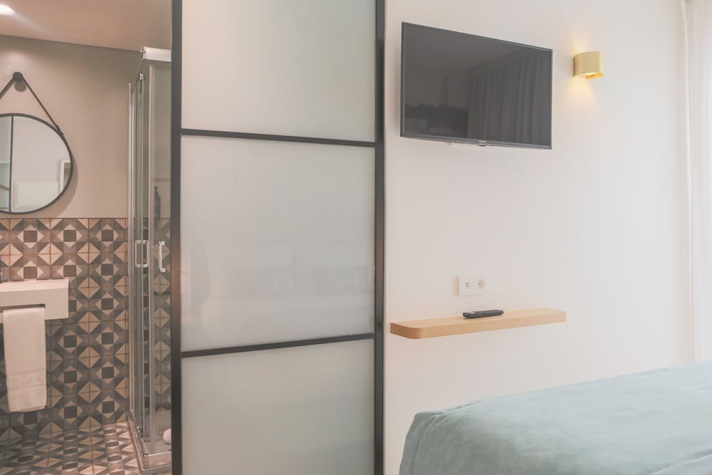 Фото Mouraria Lisboa Hotel