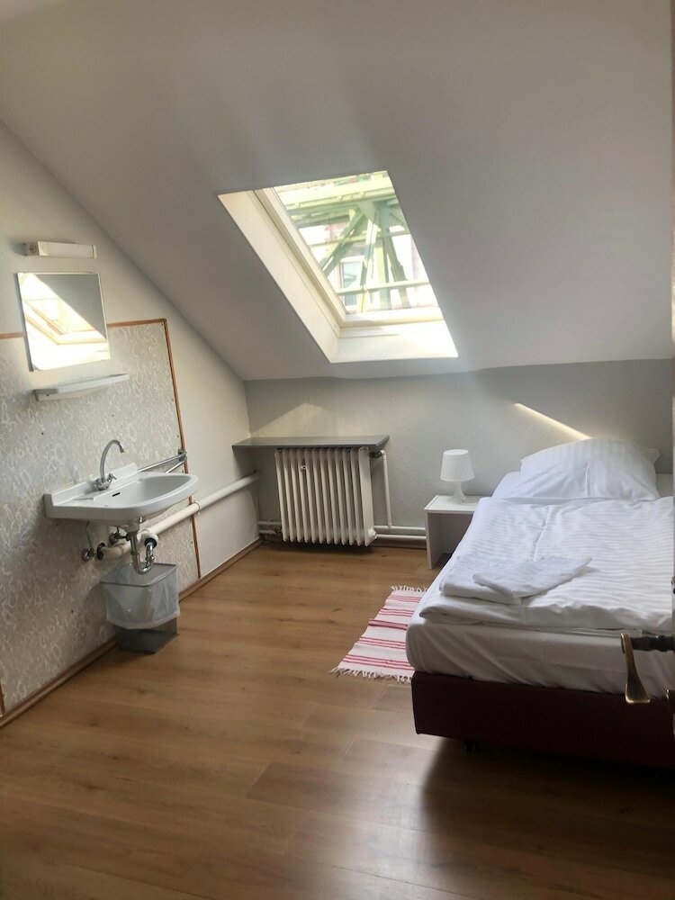 Фото Hotel Schwaferts