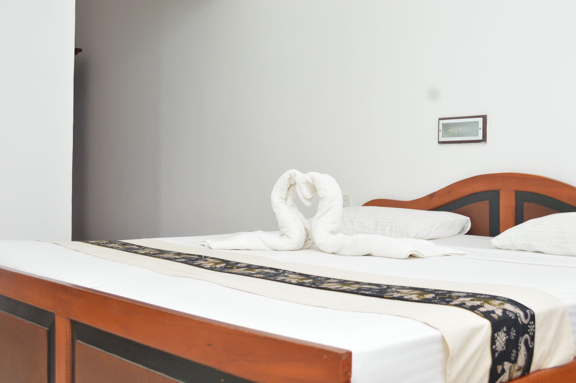 Фото Ceyloni Panorama Resort