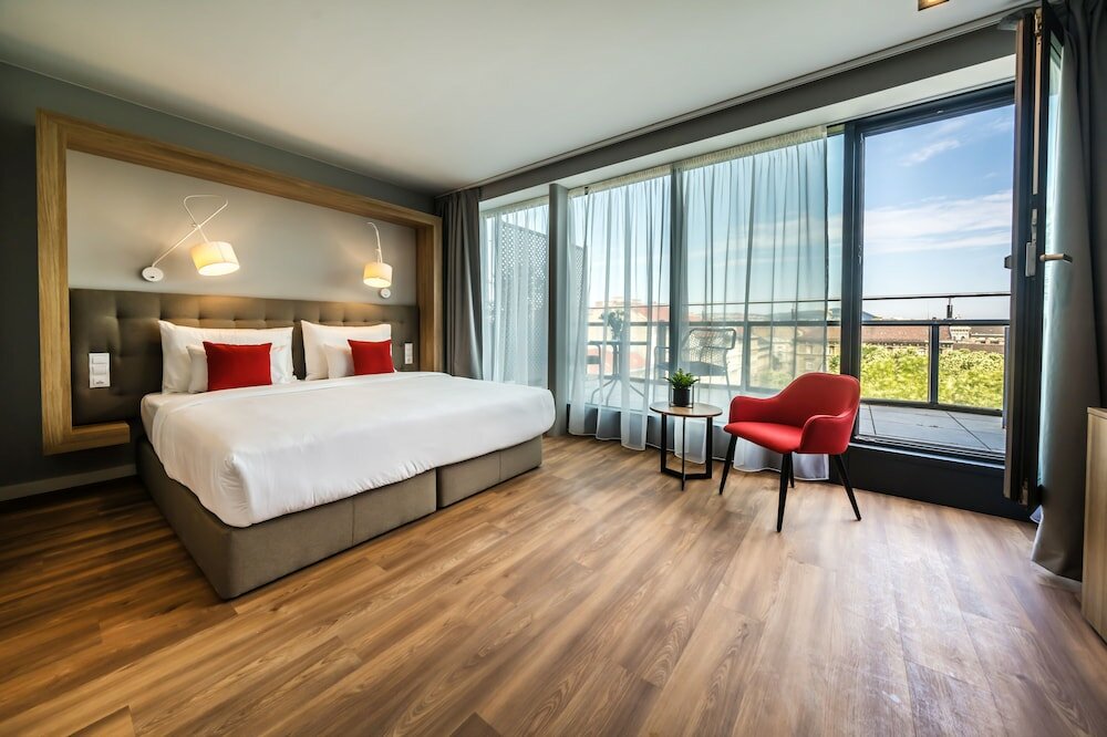 Фото Up Hotel Budapest