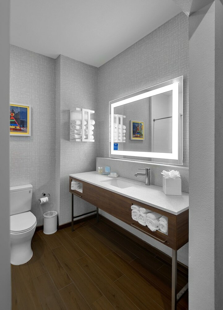 Фото Hampton Inn & Suites Houston-Cypress Station