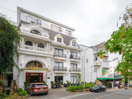 Фото TTR Moonstone Apart Hotel