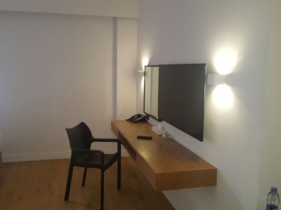 Фото New President Hotel