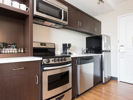 Фото TownePlace Suites by Marriott Edmonton South