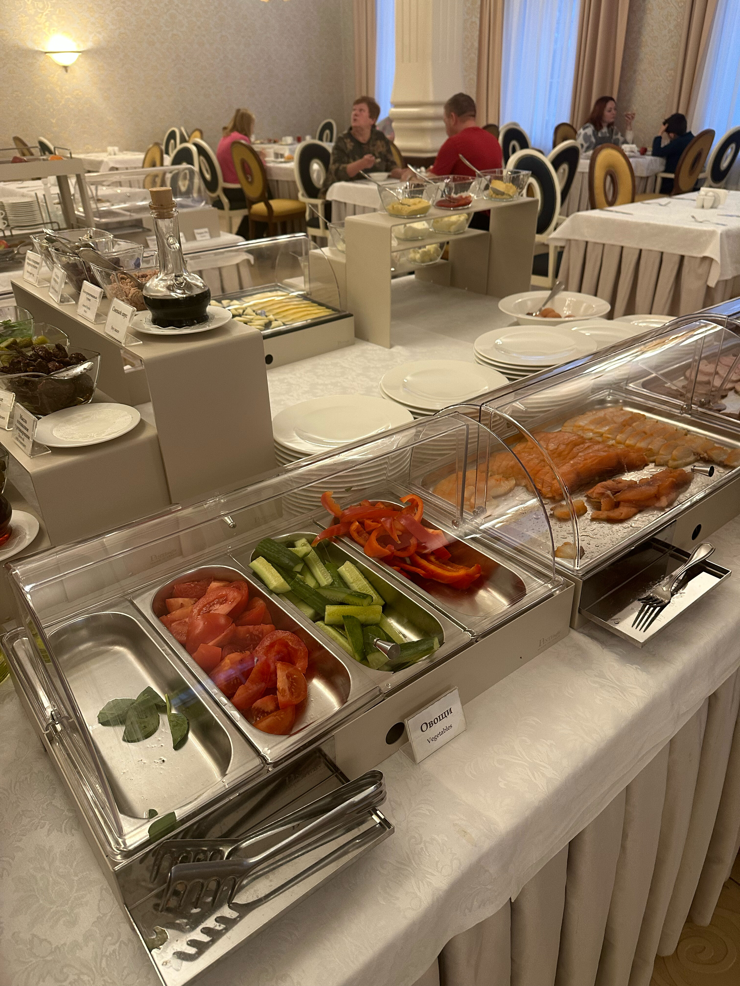 Фото Двор Подзноева, Бизнес корпус