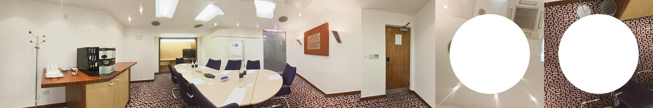 Фото Holiday Inn Express London - Swiss Cottage, an Ihg Hotel