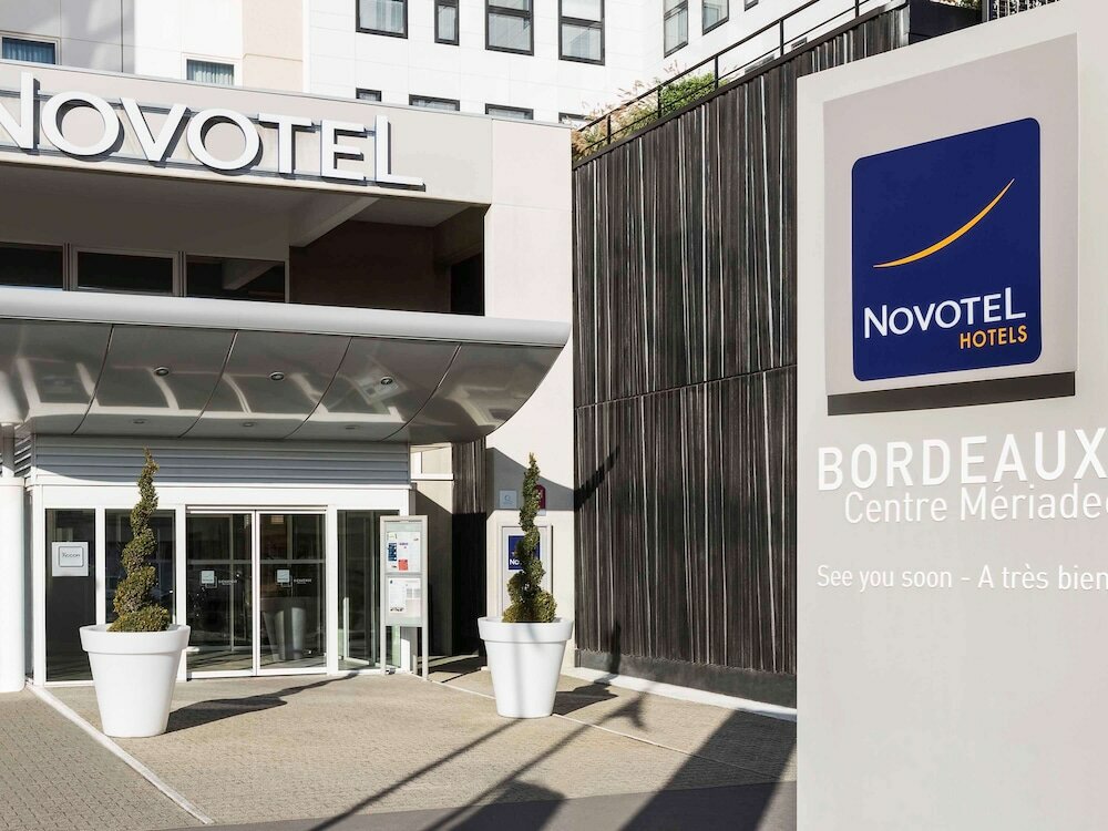 Фото Novotel Bordeaux Centre