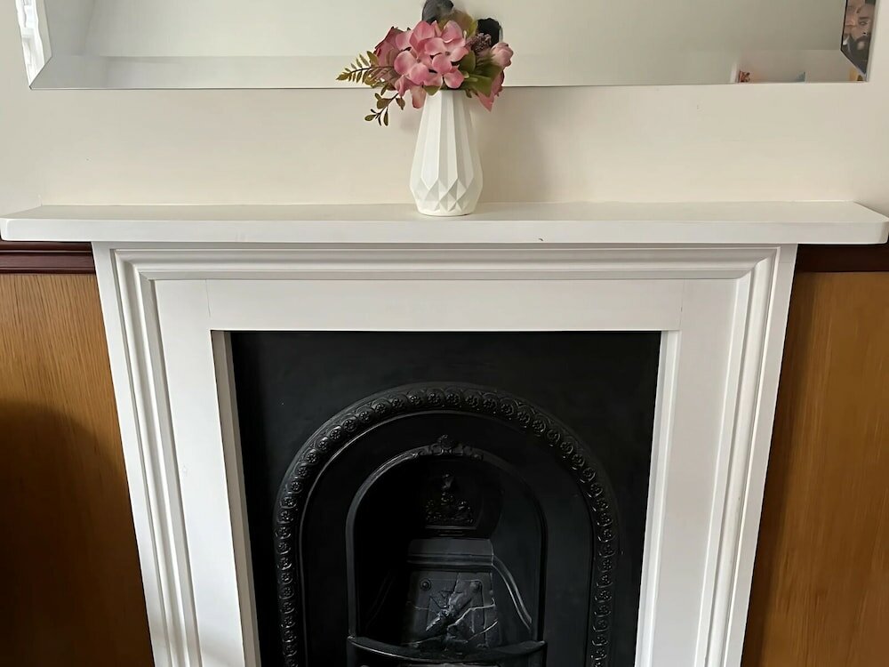 Фото Gower House Hotel