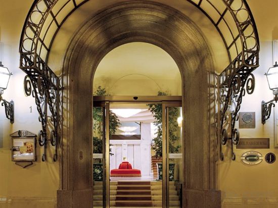 Фото Plaza e de Russie