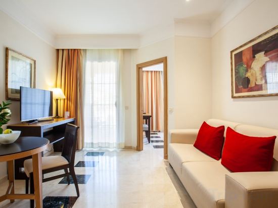 Фото Grupotel Playa de Palma Suites & SPA