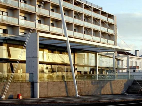 Фото Hotel Marina Atlântico by Bensaude Hotels