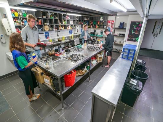 Фото Nomads Queenstown Backpackers