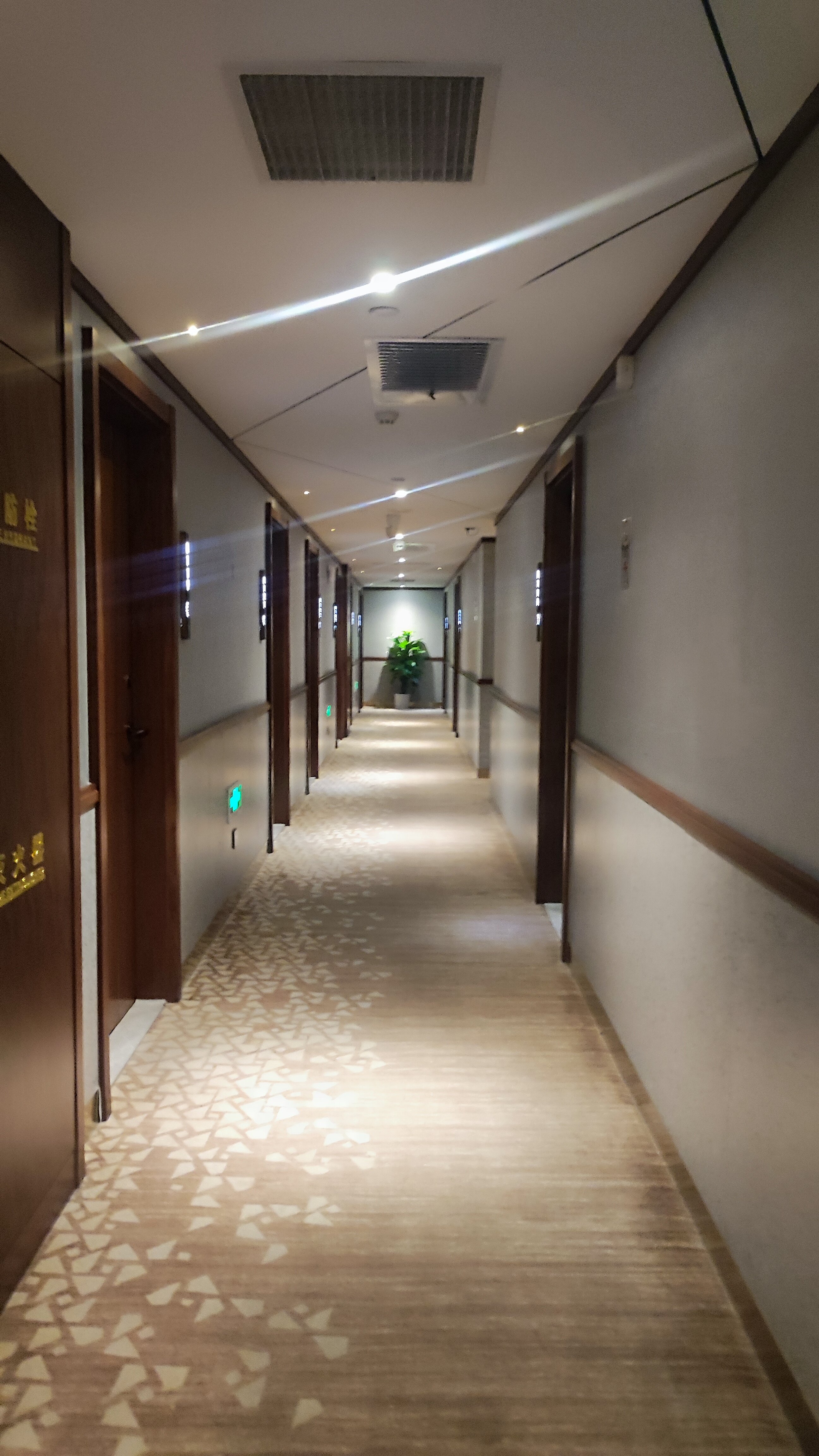 Фото Nostalgia S Hotel Beijing Cctv