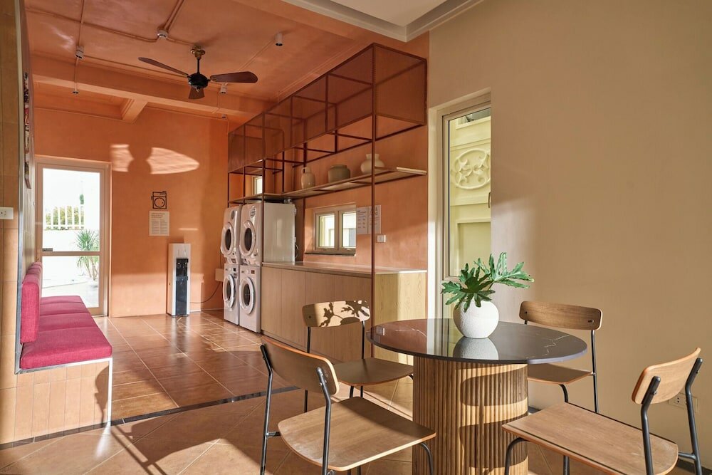 Фото New Era Hotel and Villa