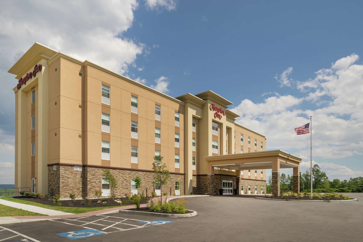 Фото Hampton Inn Oxford