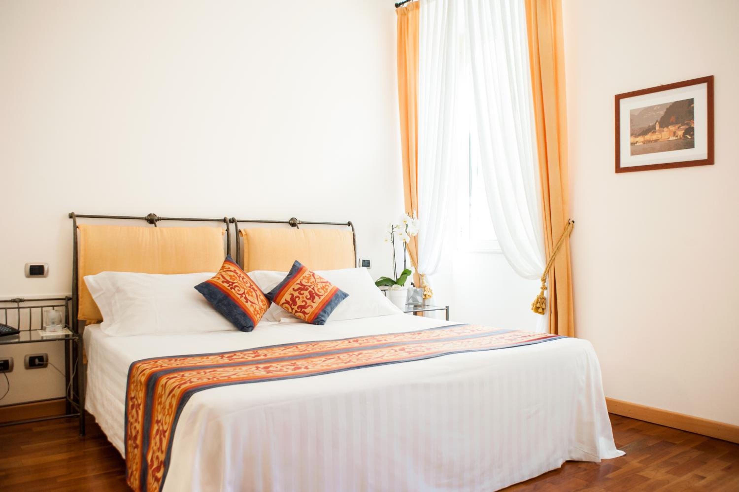 Фото Hotel Bellagio